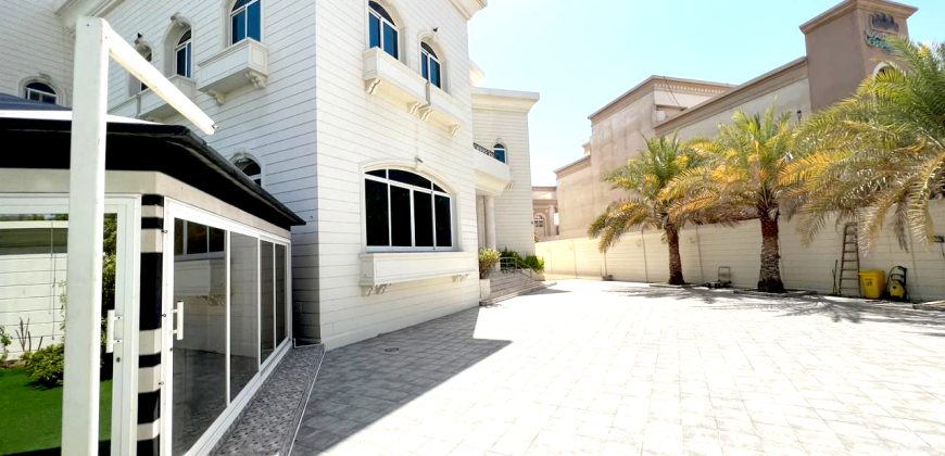 Stand Alone Villa in Prime Location