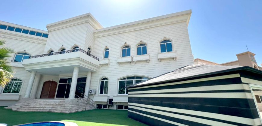 Stand Alone Villa in Prime Location
