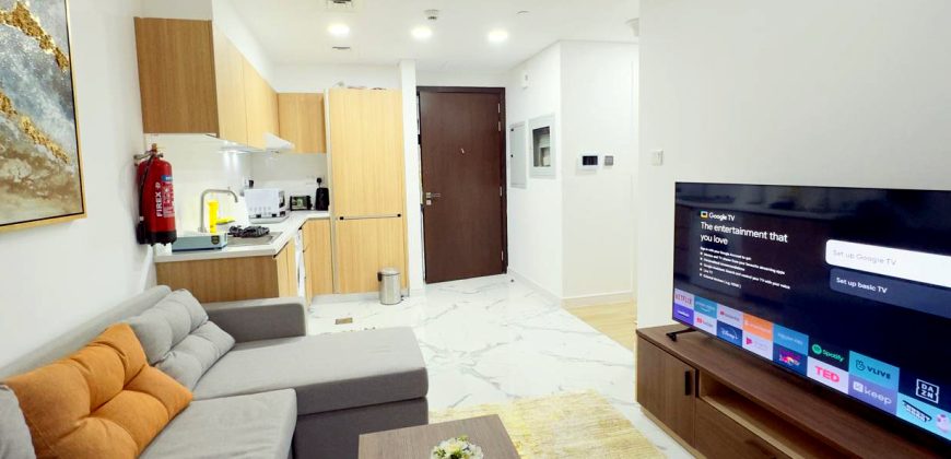 LUXURY FURNISHED APT | AMAZING LOCATION | HOT DEAL | BRAND NEW