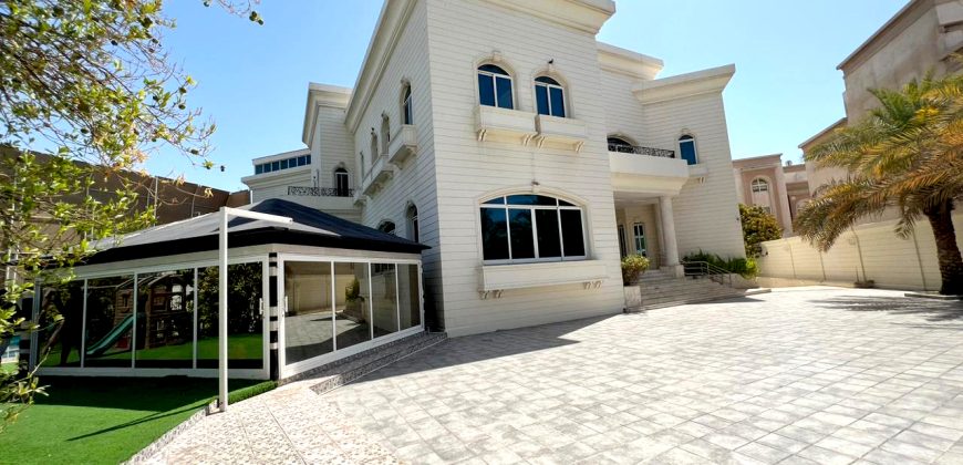 Stand Alone Villa in Prime Location