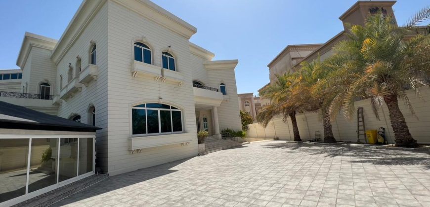 Stand Alone Villa in Prime Location